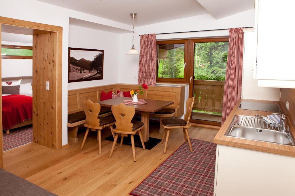 Hotel Zauchtaler Hof à Altenmarkt im Pongau Chambre photo